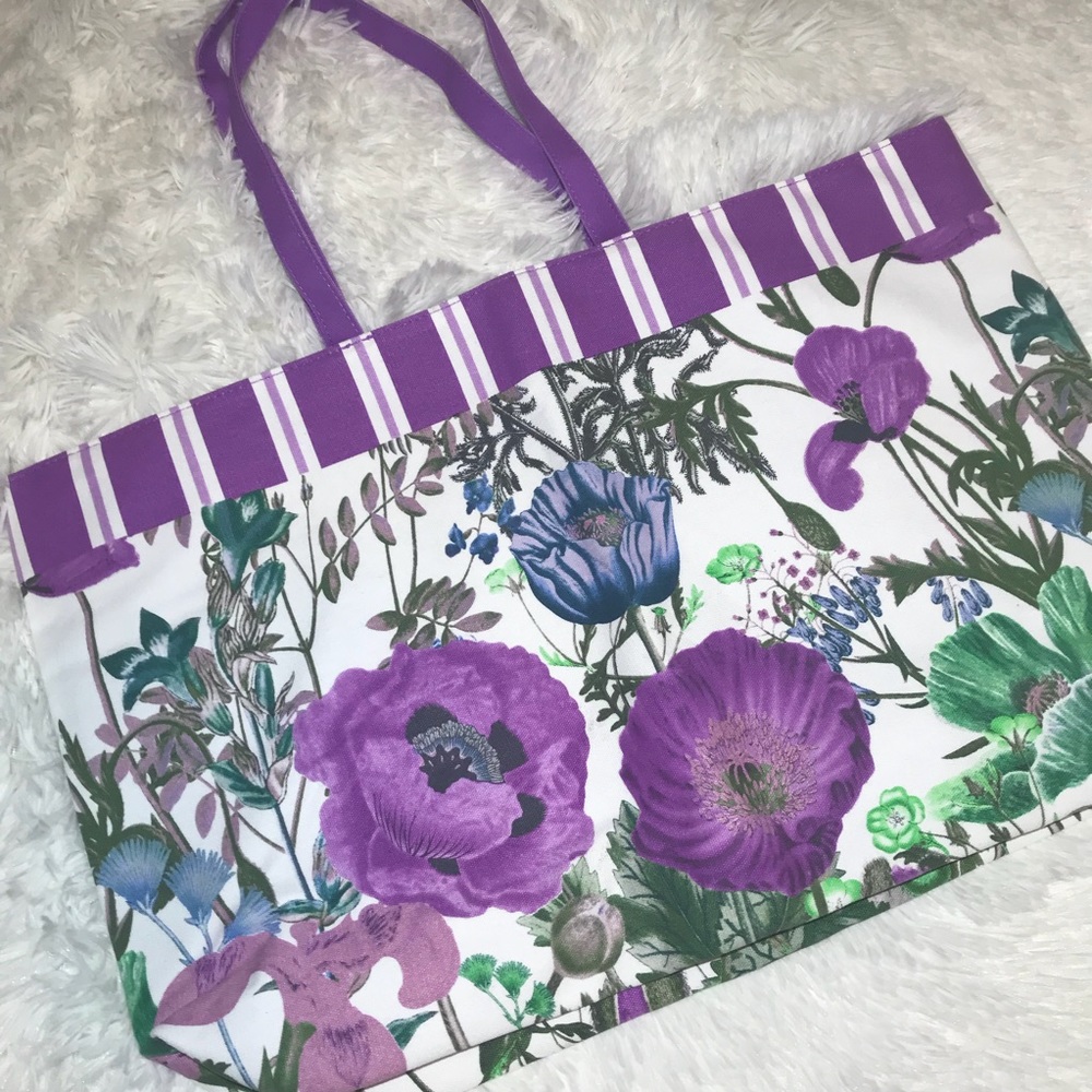 New!!!  Estée Lauder floral tote